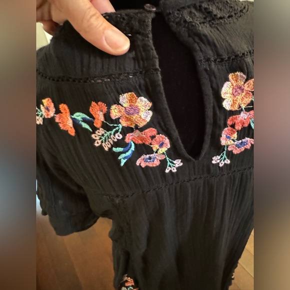 FREE PEOPLE BLACK Small perfectly Victorian embroidered dress.
#221 - Picture 5 of 12